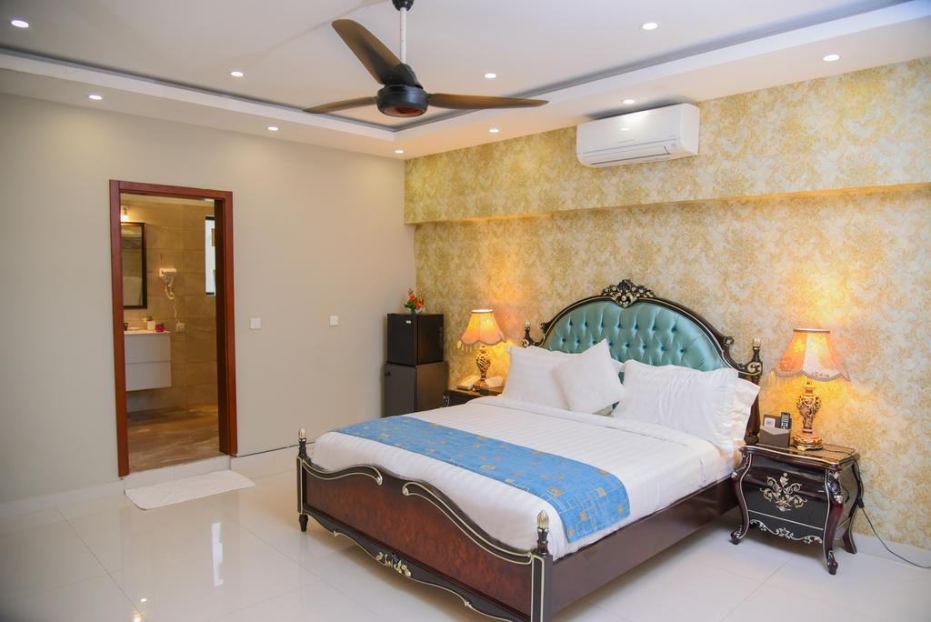 Orchards Cottage Hotel Karachi Exteriör bild